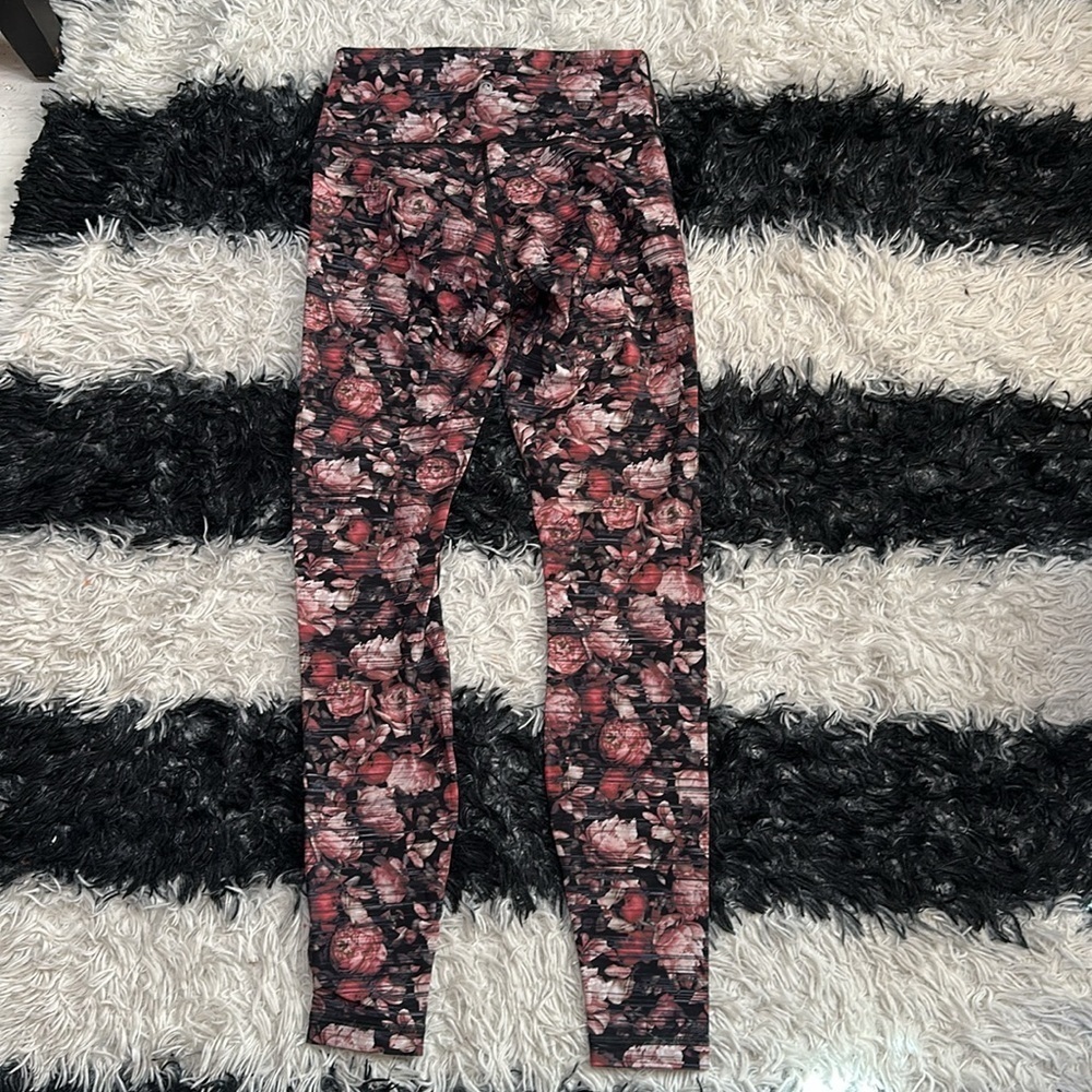 Lululemon Fast & Free 7/8 Floral Print Leggings, Peony Multi, Sz 8 - Picture 5 of 6